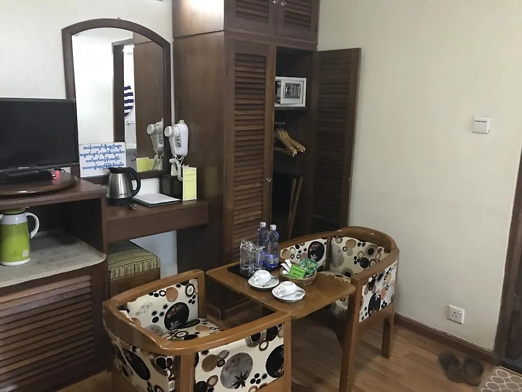 Crystal Palace Hotel Yangon 3*,  Myanmar